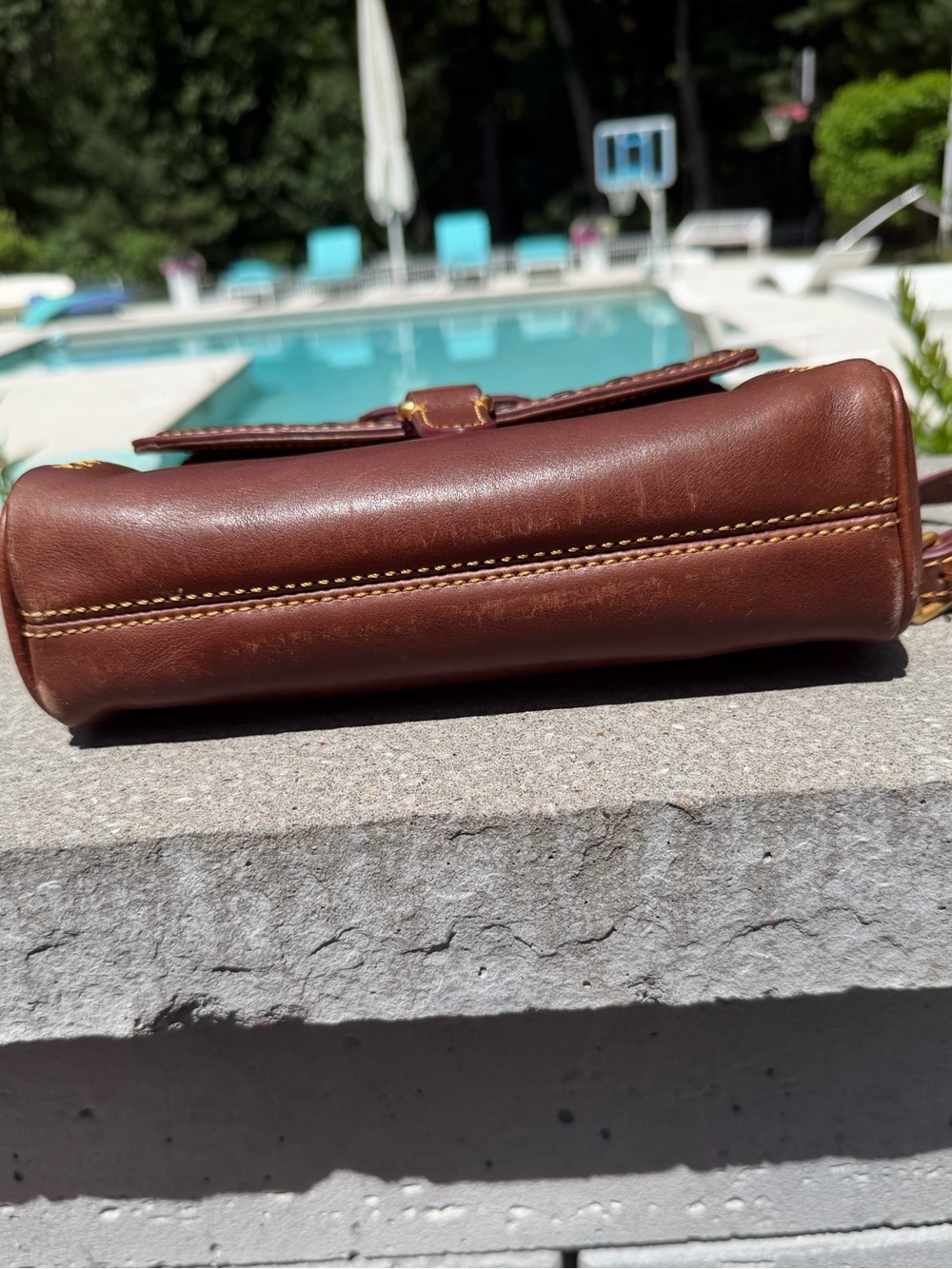 Dooney & Bourke Brown Florentine Leather shoulder bag - Picture 16 of 16
